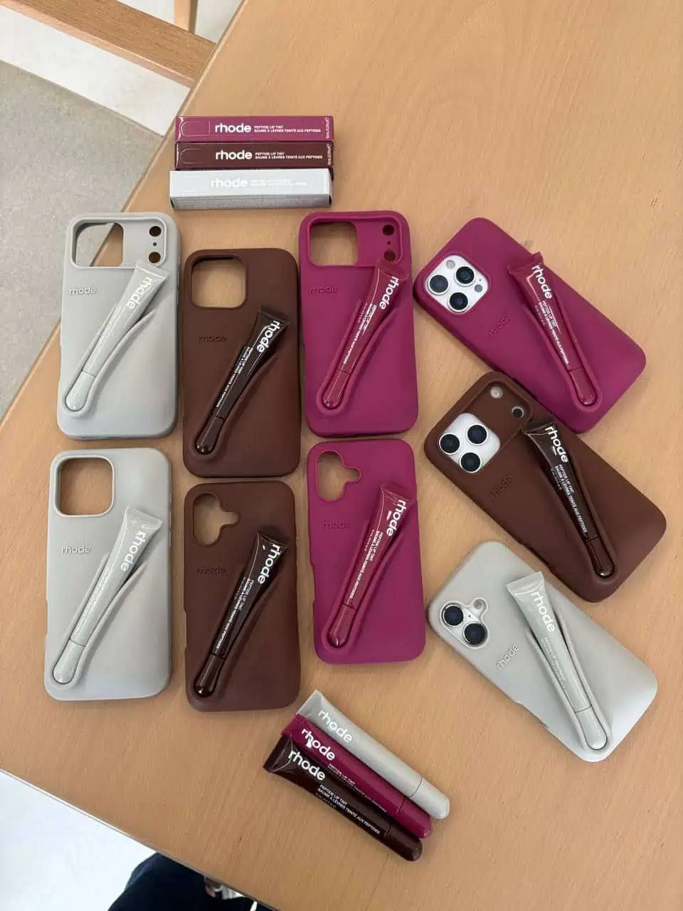 قاب گوشی RHODE همراه با لیپ گلاس آیفون