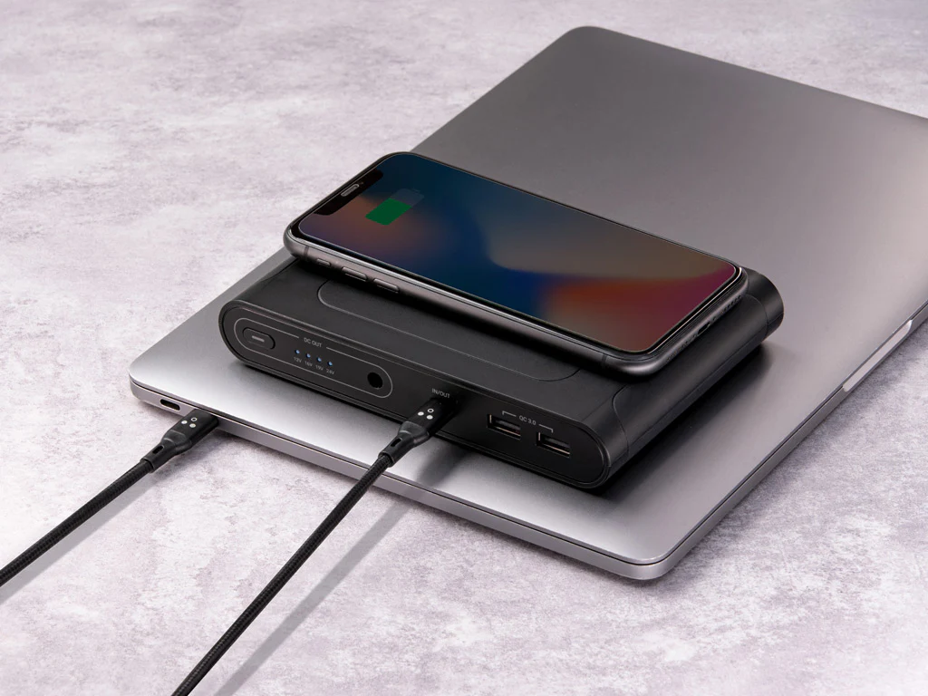 پاوربانک ظرفیت بالا مناسب سفر