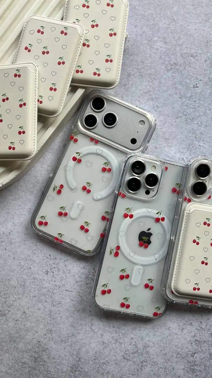 قاب گوشی  شفاف با طرح آلبالو   آیفون