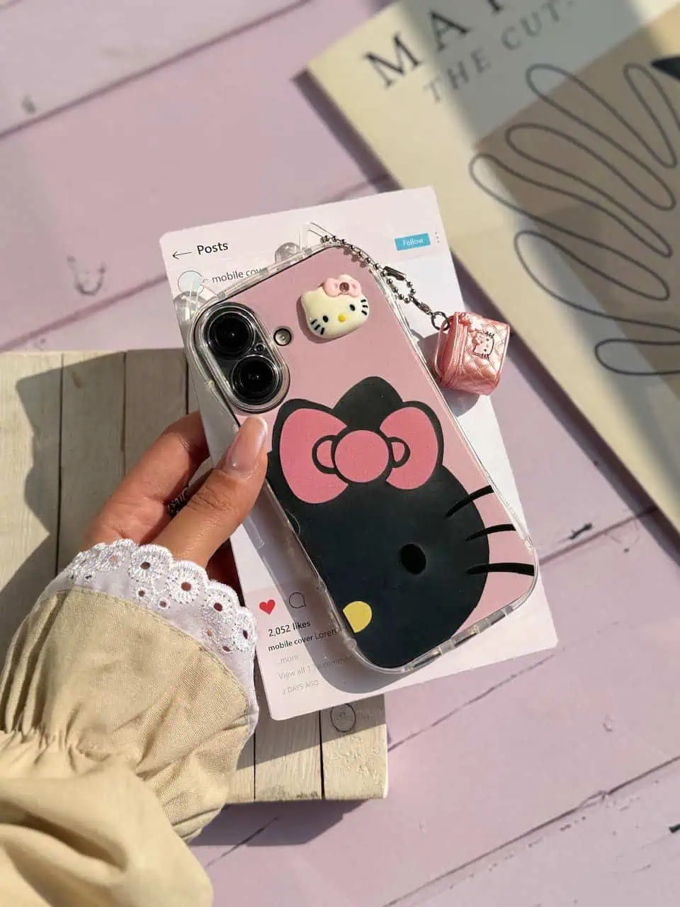 قاب گوشی هلوکیتی گوش دار آیفون